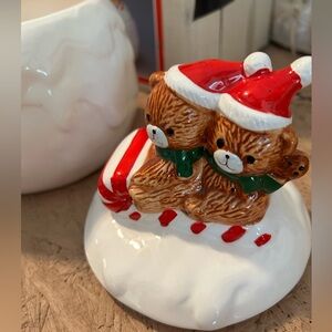 House of Lloyd Christmas Around the World Snow Ball Cookie Candy Jar